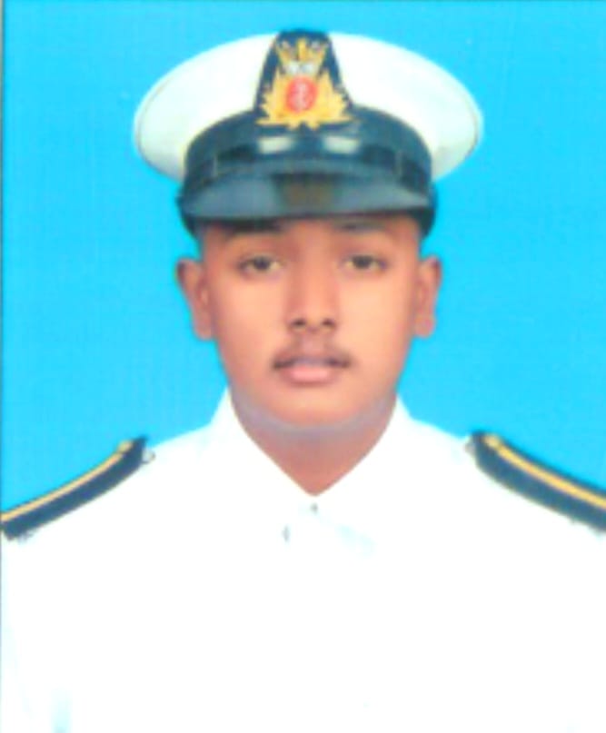 ओमकार रानडे याची ” इंजिन कॅडेट ” पदी निवड